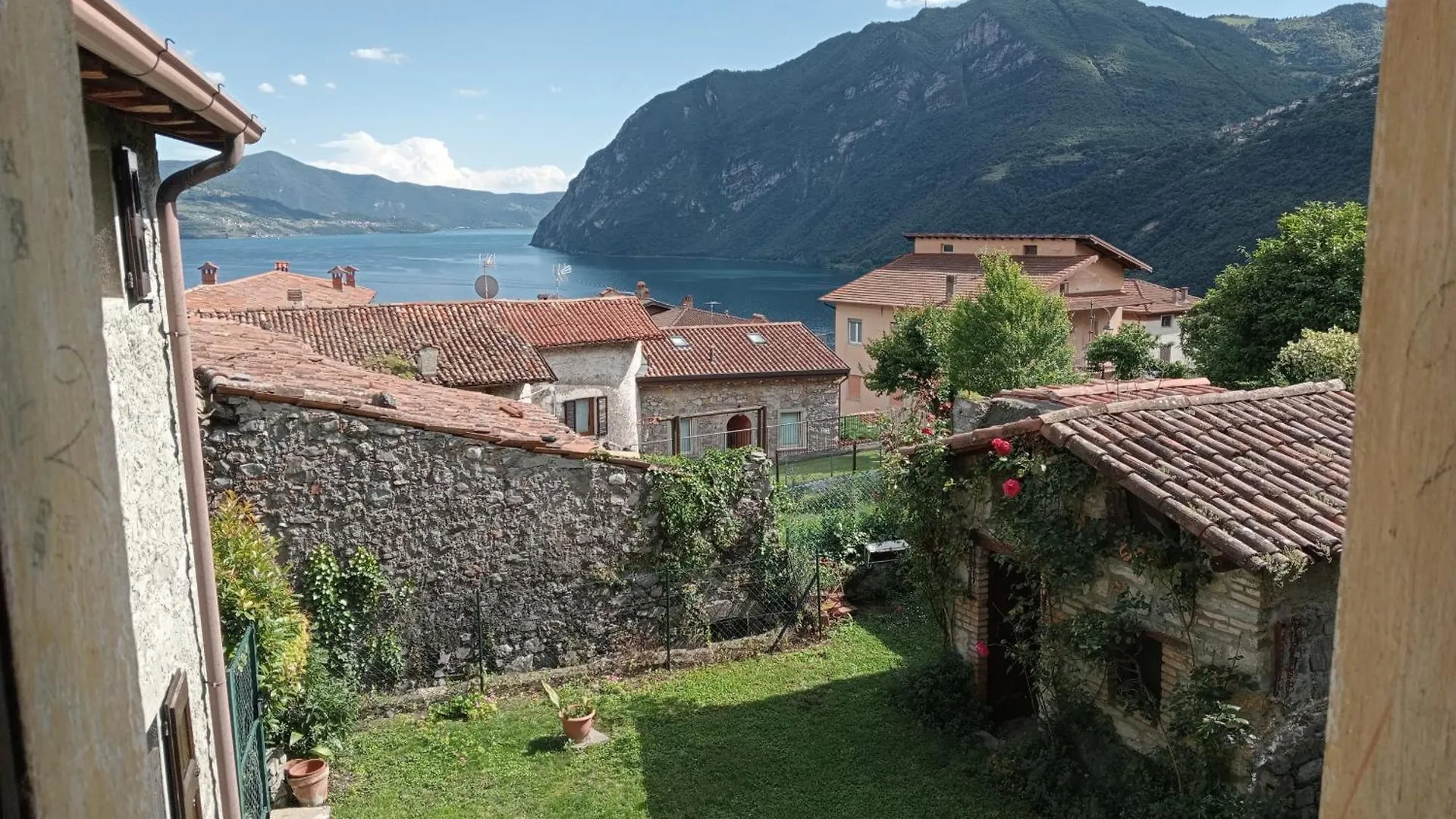 Iseolakerental - Il Nido Di Gio Riva di Solto Apartment